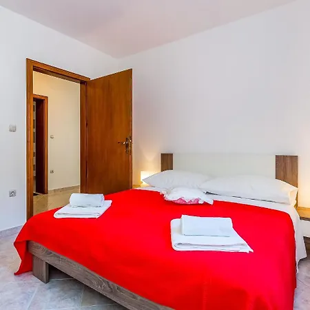 A4 Apartment Pula